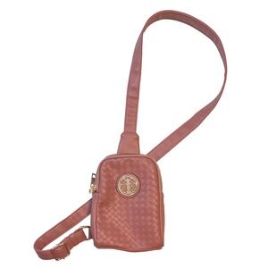 Woven Sling Bag Crossbody Purse Chest Bag Dusty Pink Gold Metal Adjustable Strap